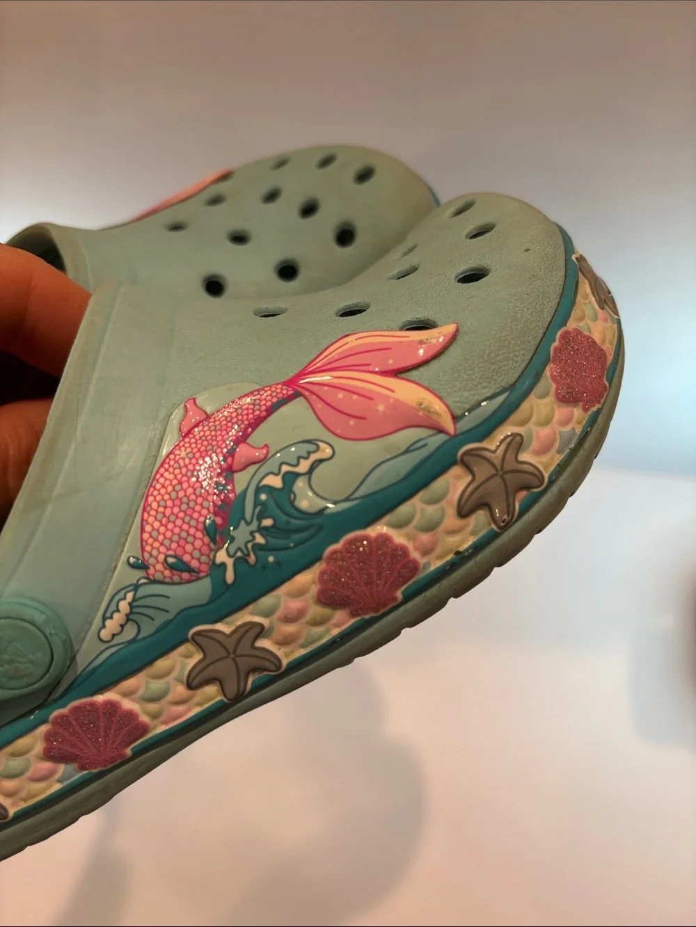 🩵 Crocs Kids Clogs – Youth Size 12, Mermaid and under the sea theme 🧜‍♀️